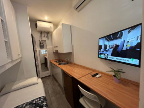 Studio in zona Loreto vicino metro MM1 e MM2 - Lippino